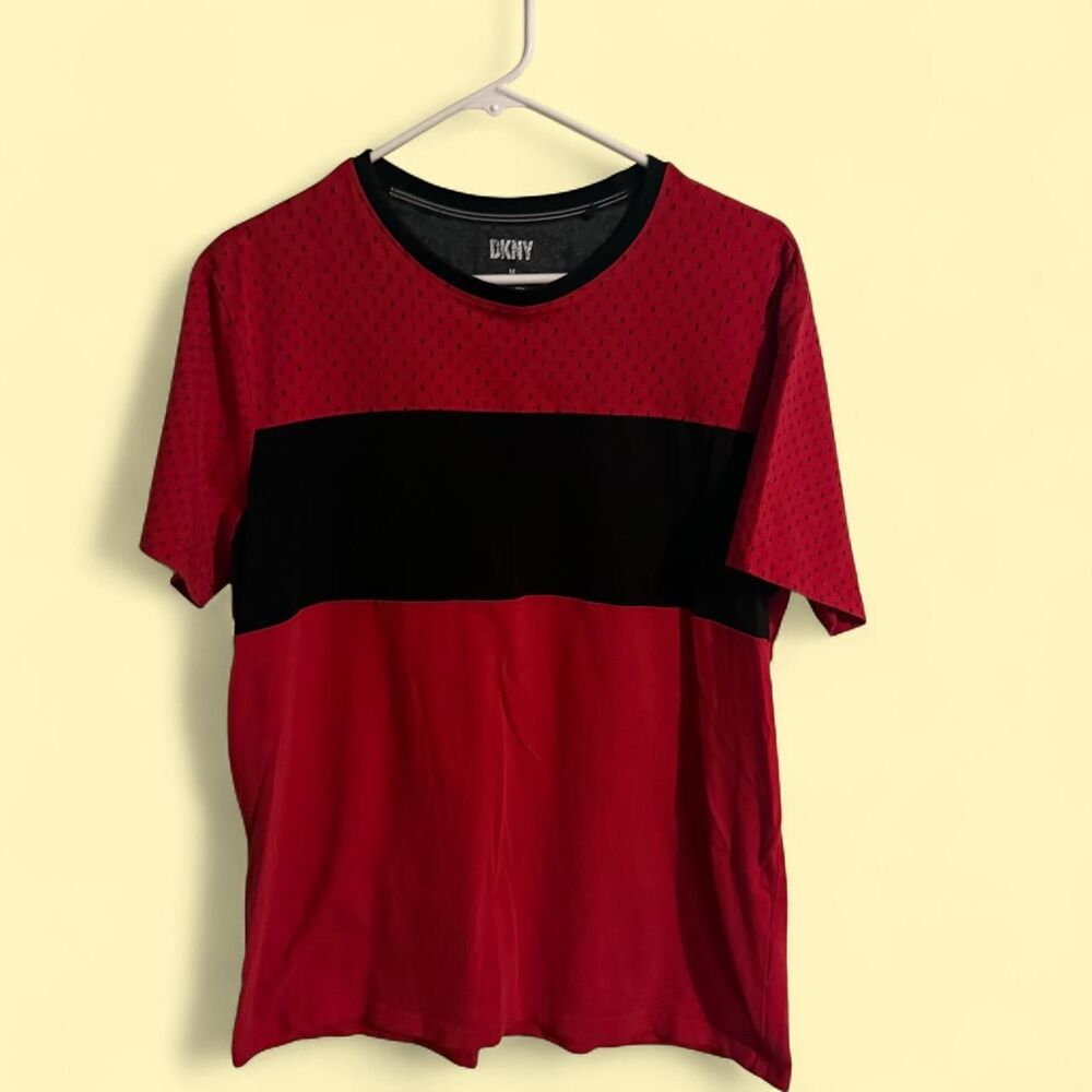 DKNY shirt mens M red black colorblock monogram spellout graphic tee streetwear